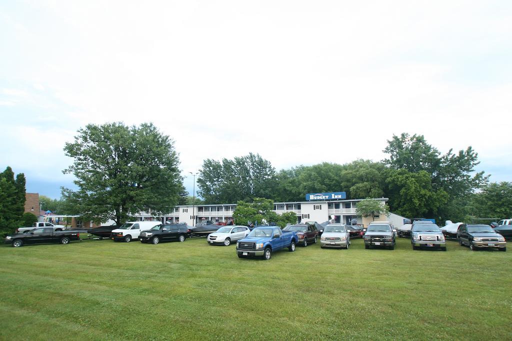 Budget Inn Cicero Exterior photo